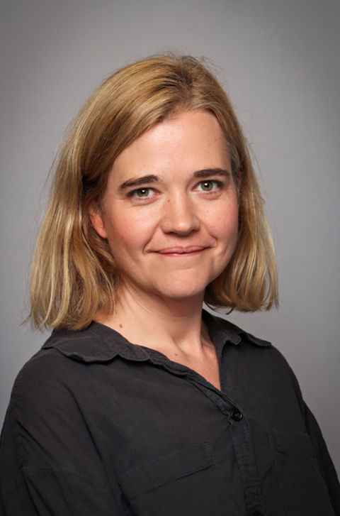 en person med blondt hår